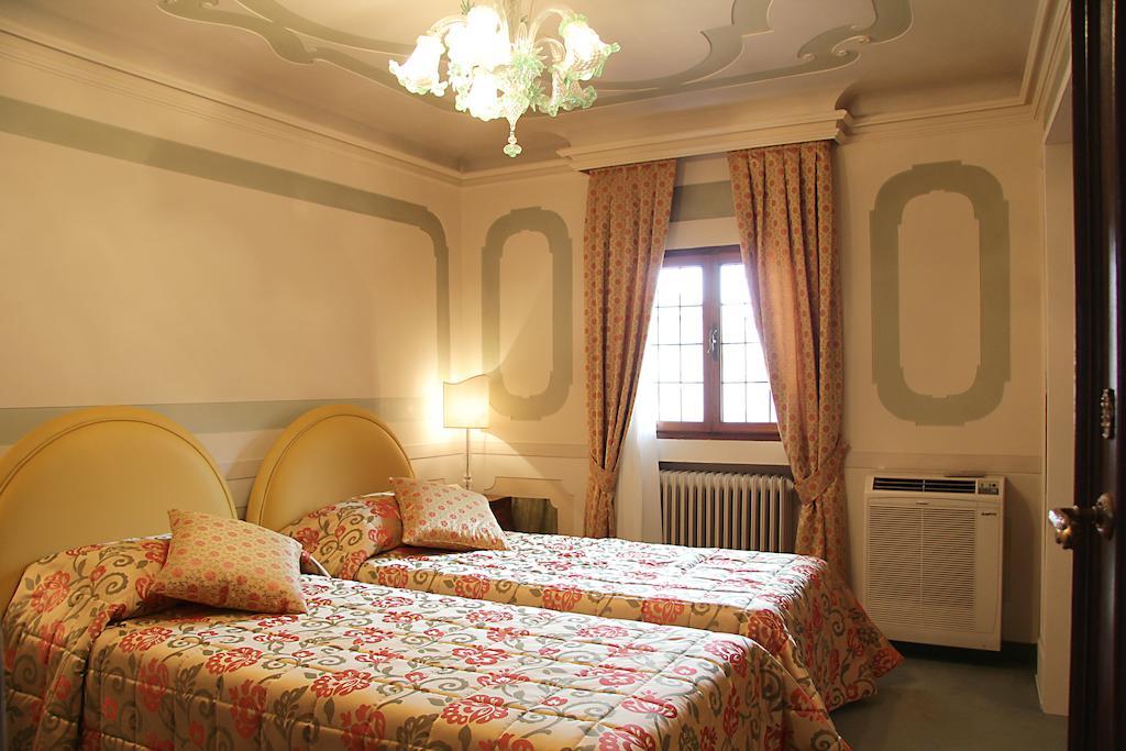 Domus Dotti V Guest House 트레비소 외부 사진