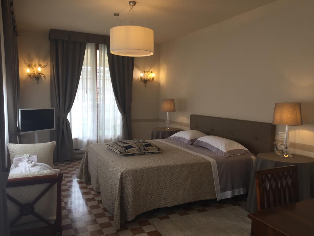 Domus Dotti V Guest House 트레비소 외부 사진