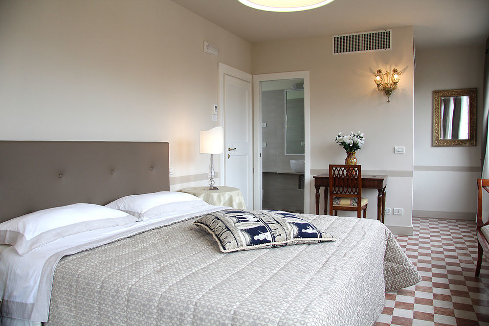Domus Dotti V Guest House 트레비소 외부 사진